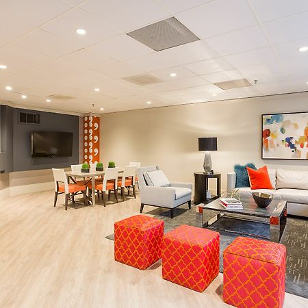 Oakwood Crystal City Арлингтон Экстерьер фото